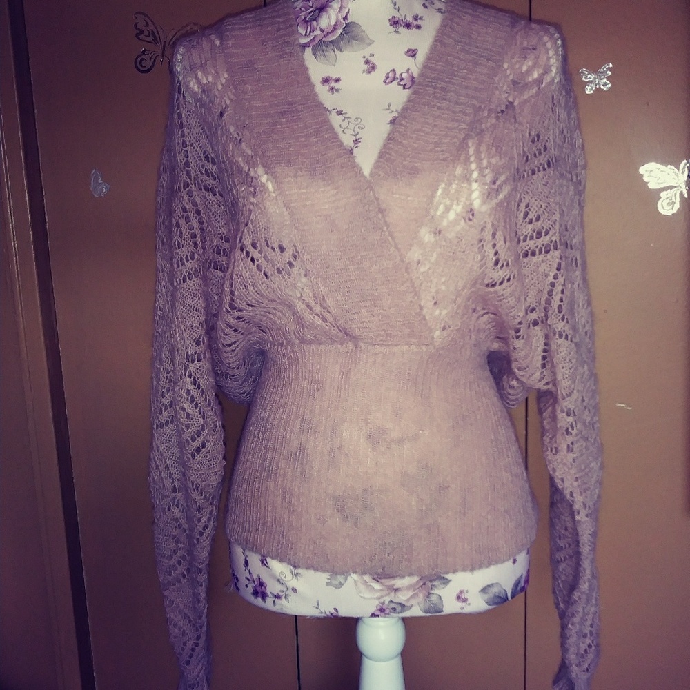 Ann Taylor Loft dusty pink batwing sweater